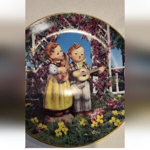 Vintage M.J. Hummel little musicians plate